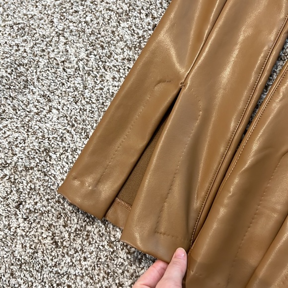 Abercrombie NWT Skinny High Rise Brown Leather Pants Slit Bottom Size 24 Short - Picture 4 of 6